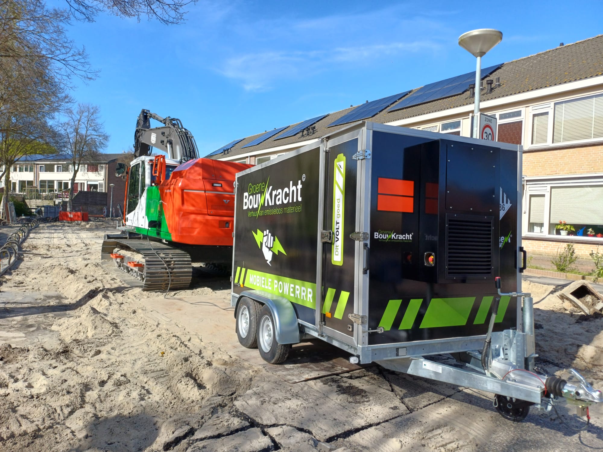 Even oefenen: Mobiele Laadinfra in een trailer: Groene Bliksem©360